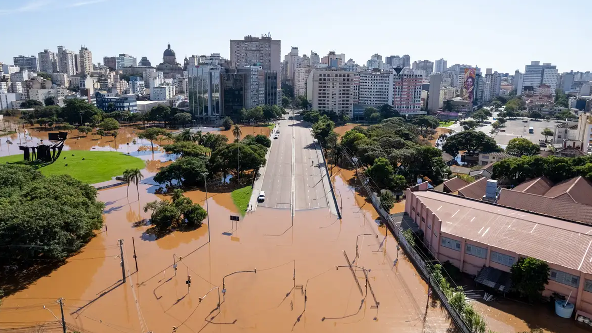 Se você é um dos afetados pelas enchentes ou conhece alguém que precisa de atendimento médico ou psicológico pode buscar ajuda gratuitamente com o ISAC (Foto: Gustavo Mansur / Palácio Piratini)